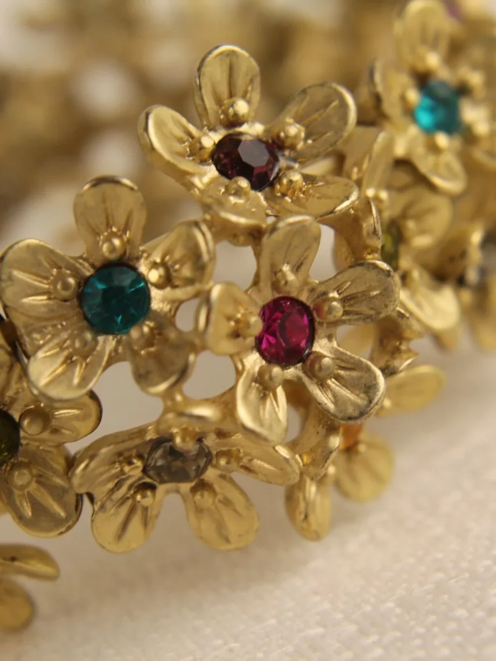Boho Garden Botanical Multi-Color Crystal Flower Cluster Stretch Bracelet